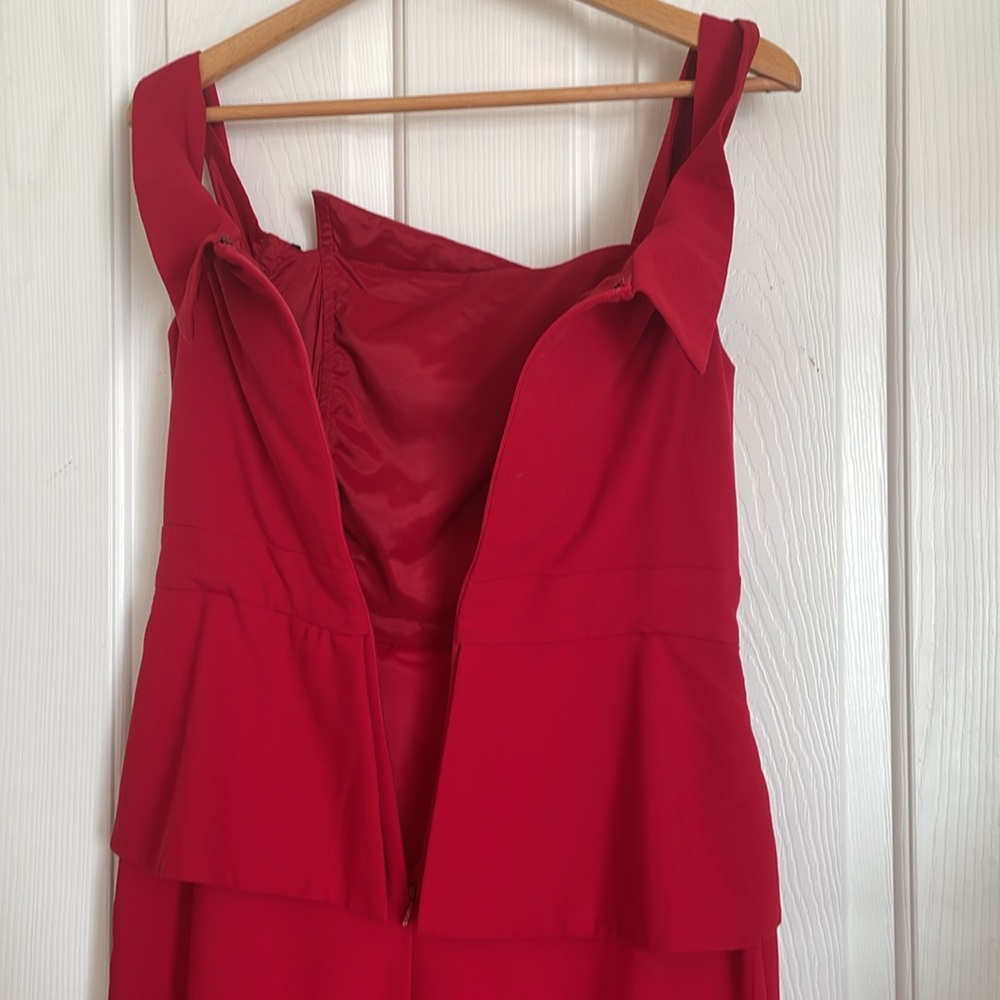 Black Halo Red Midi Dress - Picture 6 of 11